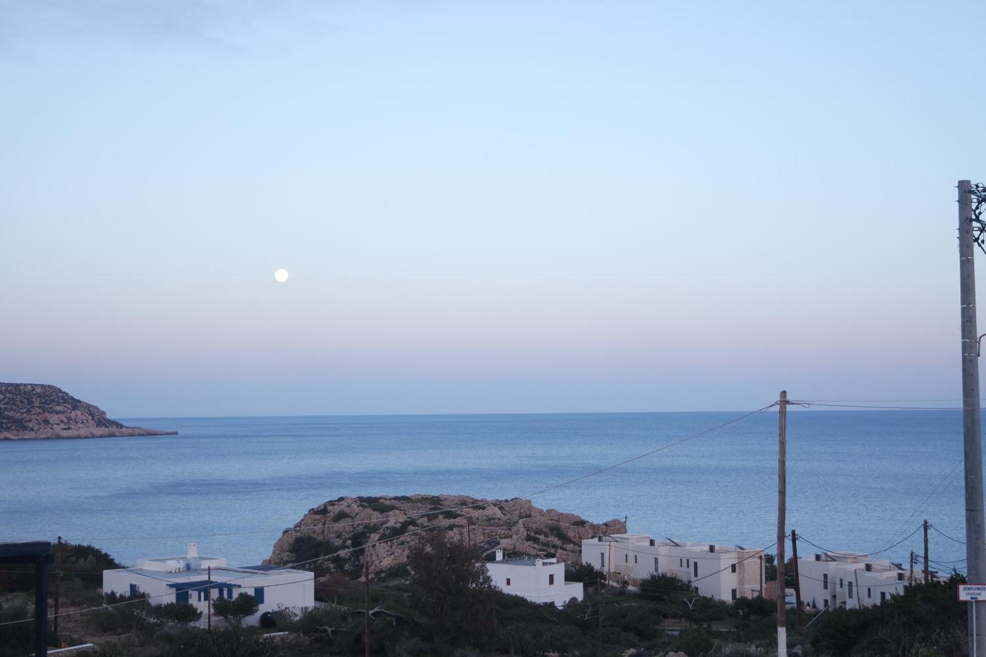 Sea View Apartment Karpathos Town  Exterior photo